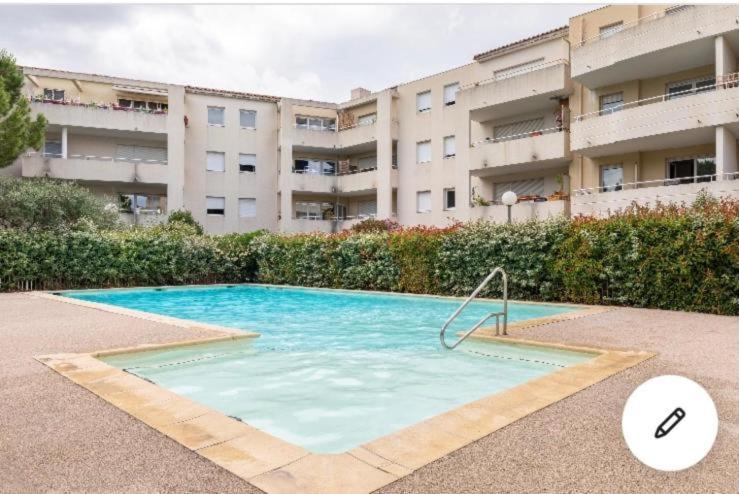 Ferienwohnung Joli T2/ Tram/ Clim/ Parking/ Wifi/ Piscine Montpellier Exterior foto