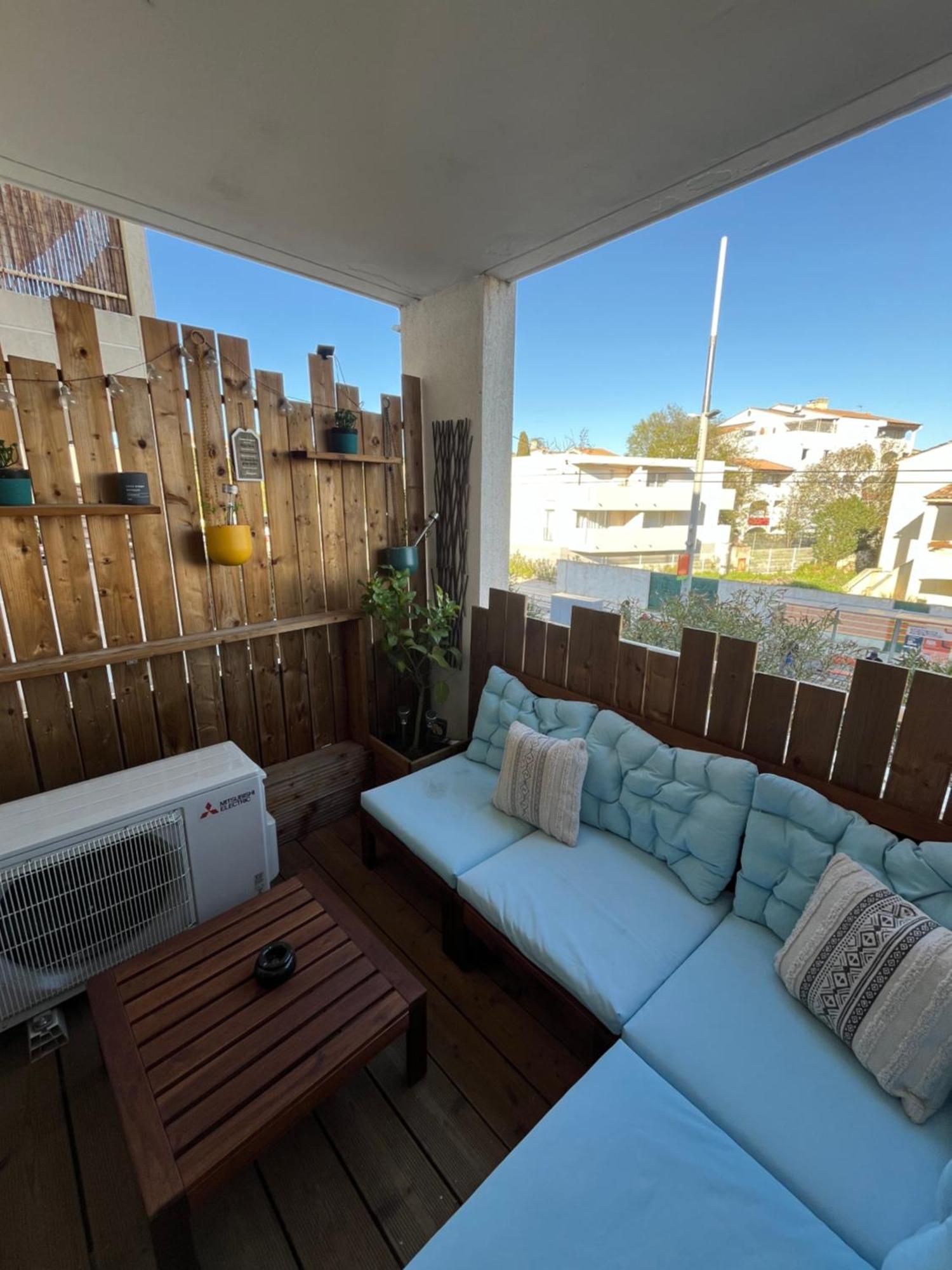Ferienwohnung Joli T2/ Tram/ Clim/ Parking/ Wifi/ Piscine Montpellier Exterior foto