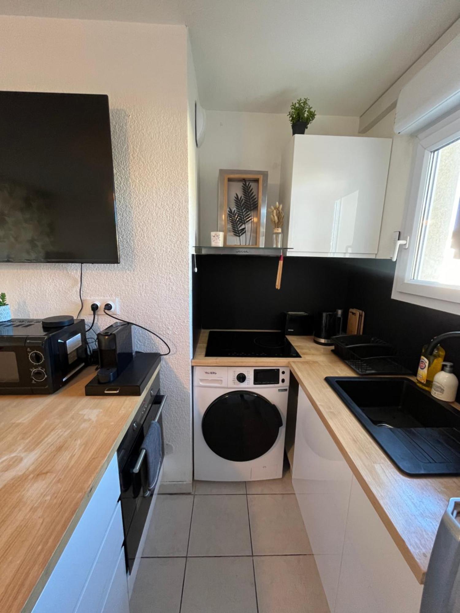 Ferienwohnung Joli T2/ Tram/ Clim/ Parking/ Wifi/ Piscine Montpellier Exterior foto