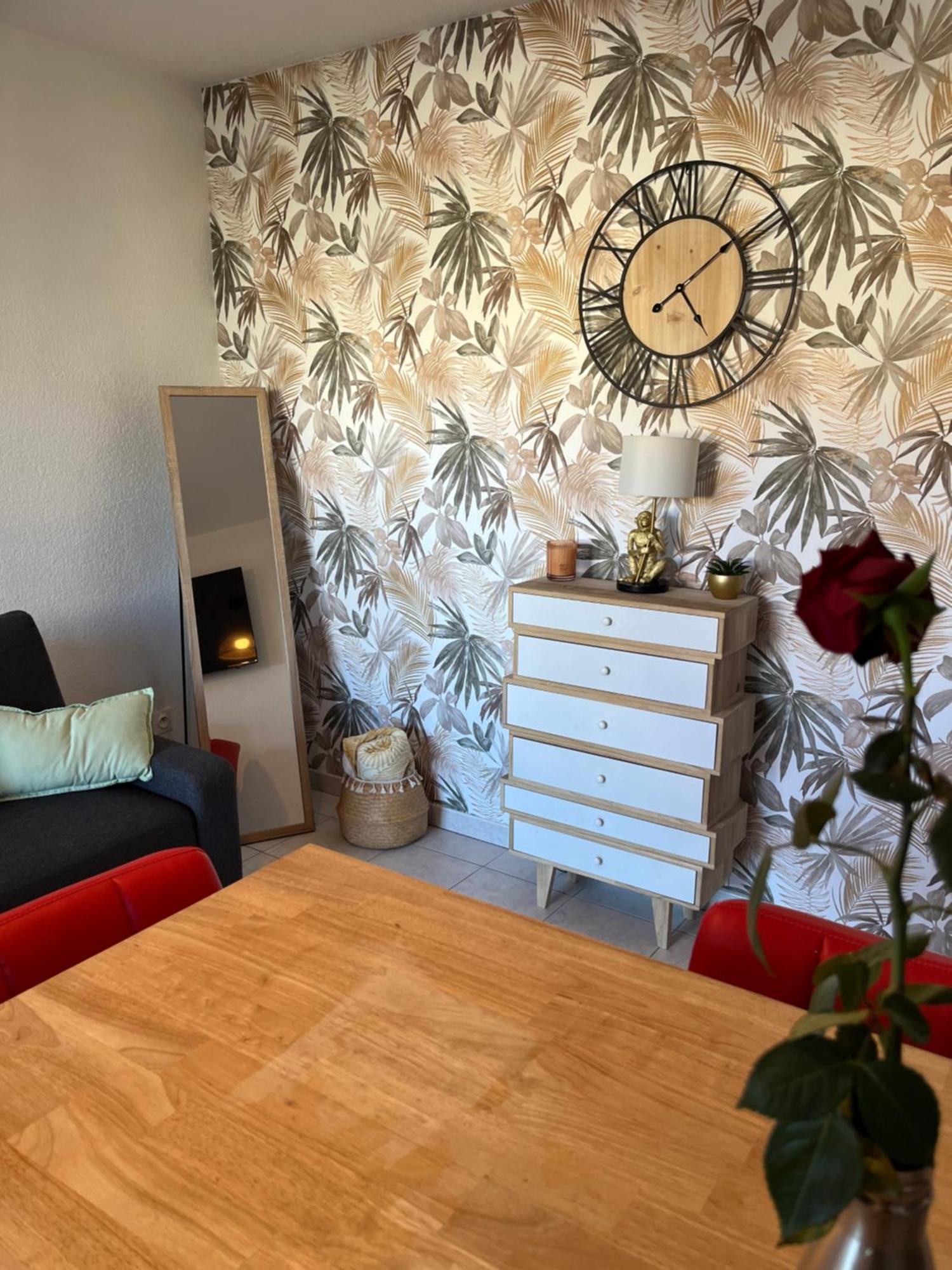Ferienwohnung Joli T2/ Tram/ Clim/ Parking/ Wifi/ Piscine Montpellier Exterior foto